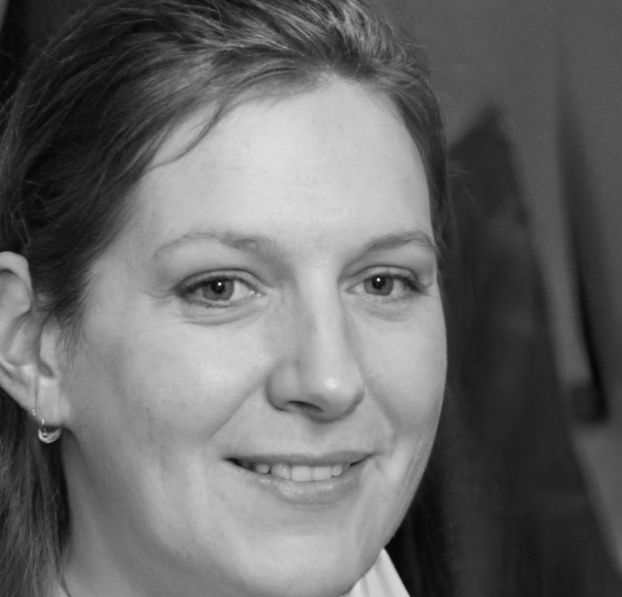 Portrait d'une responsable finance